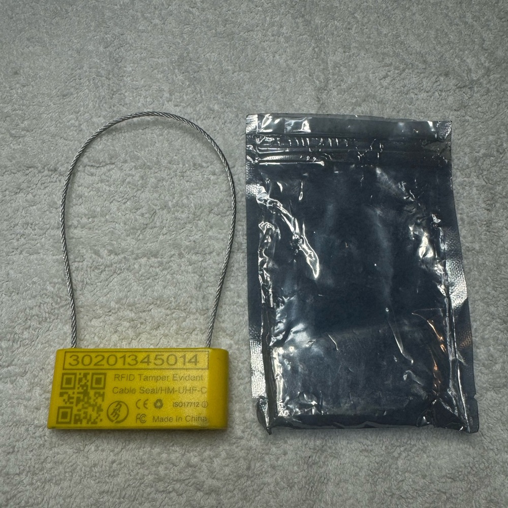 ISO17712 RFID Tamper Evident Security Cable Seal Tag HM-UHF-C YELLOW